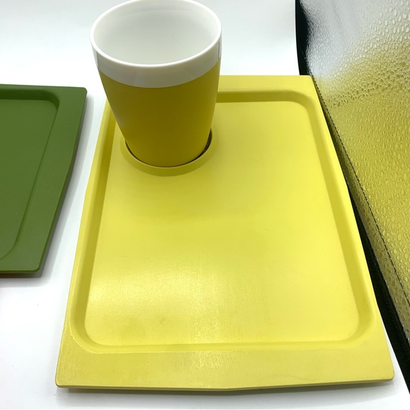 MCM Set of 4 Serving Snack Trays & Mugs ACCA Ware by David Douglas Vinta… - Picture 5 of 16